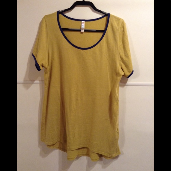 Short Sleeved Top - Picture 1 of 2